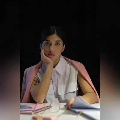 卜芳霁